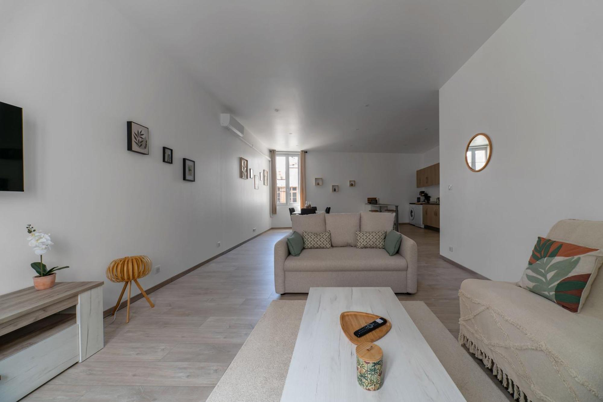 Le Ravy - Appartement Design, 2 Chambres, Centre Ville Vichy Exterior foto