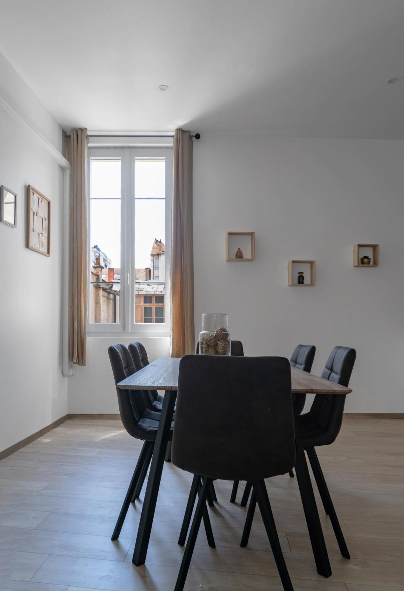 Le Ravy - Appartement Design, 2 Chambres, Centre Ville Vichy Exterior foto